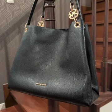새상품급 MICHAEL KORS 마이클코어스 블랙 토트 숄더백