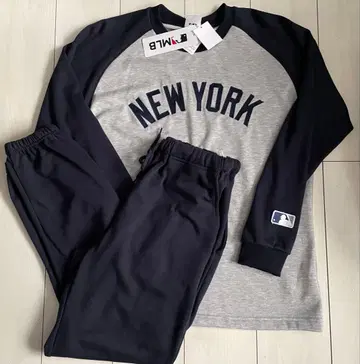 새상품 LL 사이즈 MLB 양키스 래글런 상하의 세트