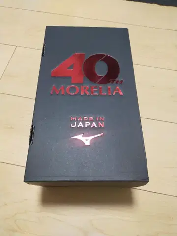 새상품 40주년 한정판 Japan 23.5cm 모렐리아2 루비 레드