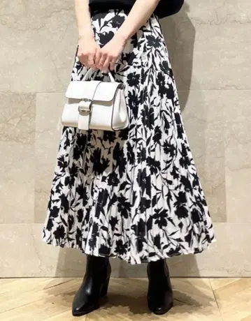 SNIDEL 스나이델 꽃무늬 프린트 플리츠 스커트