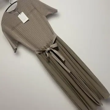 안데뮤 원피스 베이지