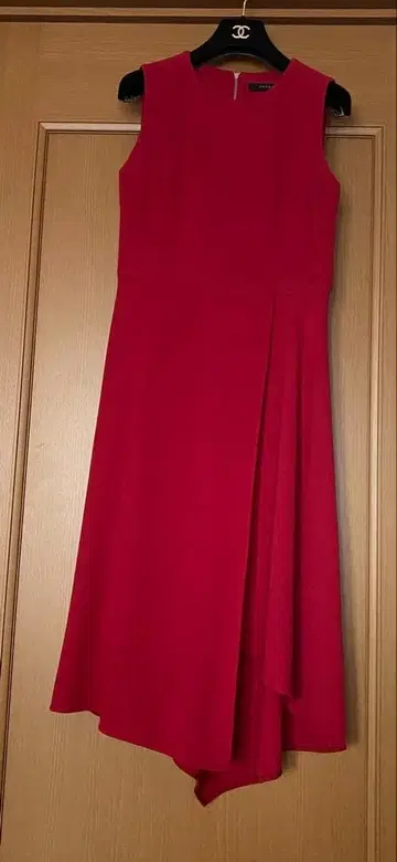 어도어 ADORE 비대칭 원피스 36 로즈 핑크 빨간색