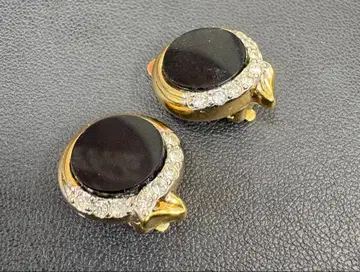 NINA RICCI 라운드형 귀찌