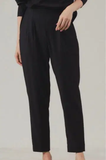 칼리테 스트레치 팬츠 M