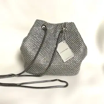 LAPINE 메탈 큐빅 복조리 숄더백