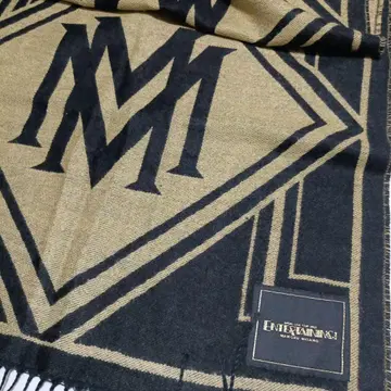 미야노 마모루 투어 굿즈 대형 스톨