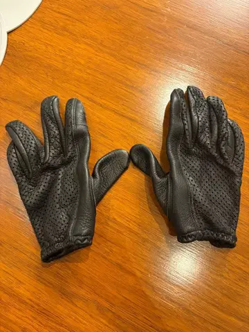 램프 글로브스 쇼티 펀칭 블랙 M 사이즈