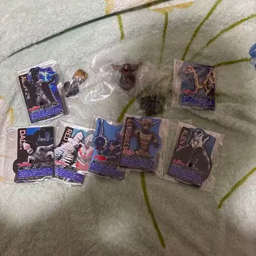 울트라맨 시리즈 괴수 피규어 8체 세트