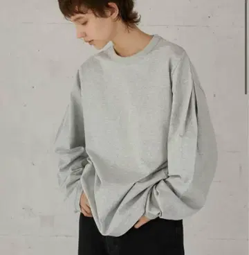 LA PEAU DE GEM sleevetucklongtee 티셔츠