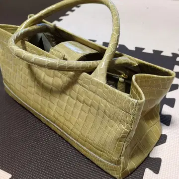 크로커다일 패턴 백