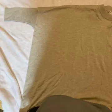 새상품 잉게보그 베이지 니트 스웨터 9부 소매