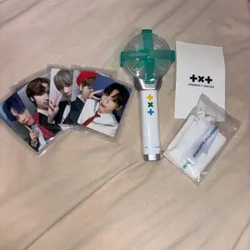 TXT 응원봉 ver1 트레이딩 카드 포함