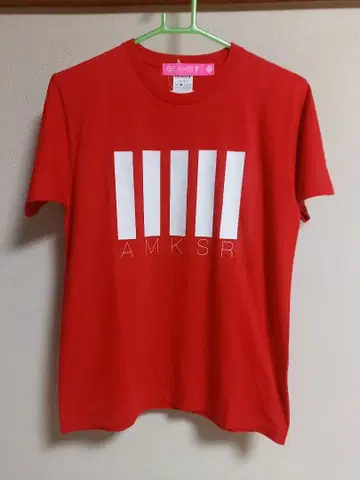 BEAMS T AMKSR 레드 티셔츠