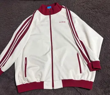 [ 가격 인하 가능 ] Mr. 트랙 자켓