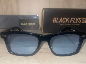 블랙 플라이 데이토나 조광 렌즈