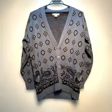 JONES NEW YORK 페이즐리 무늬 그레이 가디건