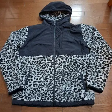 워크맨 WORKMAN 레오파드 무늬 보아 플리스 후드티 자켓 L