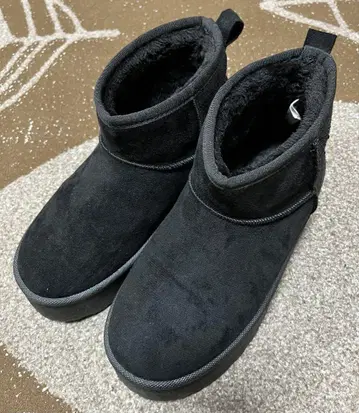 블랙 어그 부츠 통굽 kitson