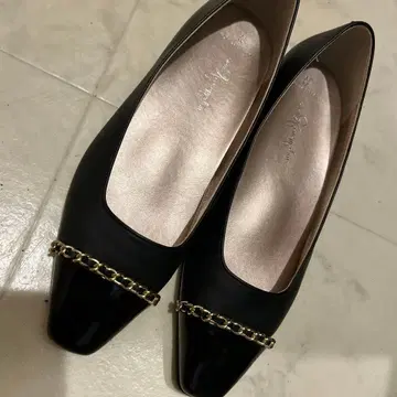 거의 새상품 긴자 카네마츠 플랫슈즈 블랙 23.5cm