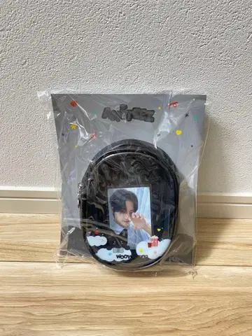 ATEEZ ANITEEZ PVC 파우치 우요냥 우영
