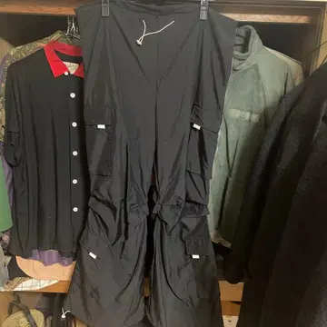 블랙 카고 팬츠