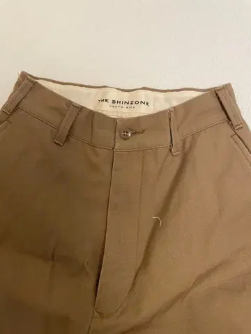 더 신즈 신즈 베이지 치노 팬츠 사이즈(32)