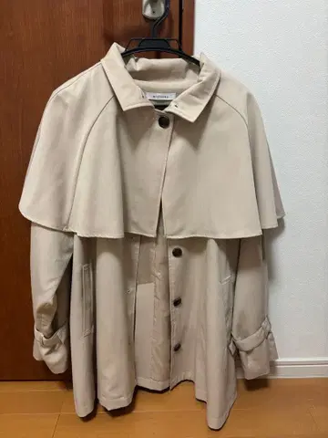 archives 케이프 스타일 베이지 코트