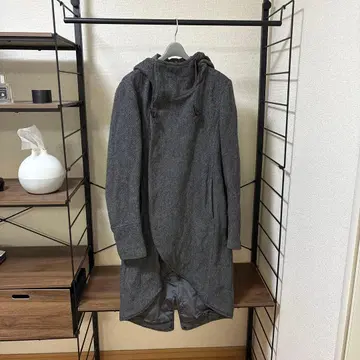 [연내 판매] ATTACHMENT 카즈유키 쿠마가이 모즈 코트