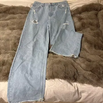 ZARA 데미지 가공 라이트 블루 데님