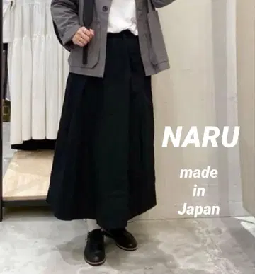 새상품 하자품! NARU 옥스 티롤리안 스커트 블랙