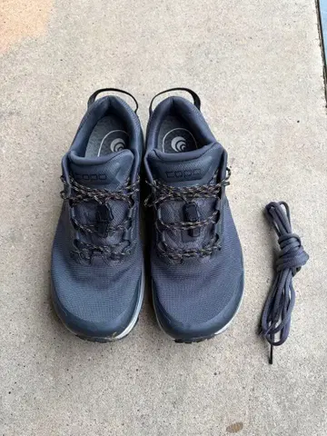 TOPO athletic traverse