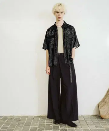 [ 미사용에 가까움 ] 시크 릴랙스 아지메 와이드 트라우저 HARE 하레