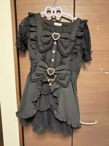 LIZLISA 프론트 카슈쿨 BIG 리본 셋업 블랙