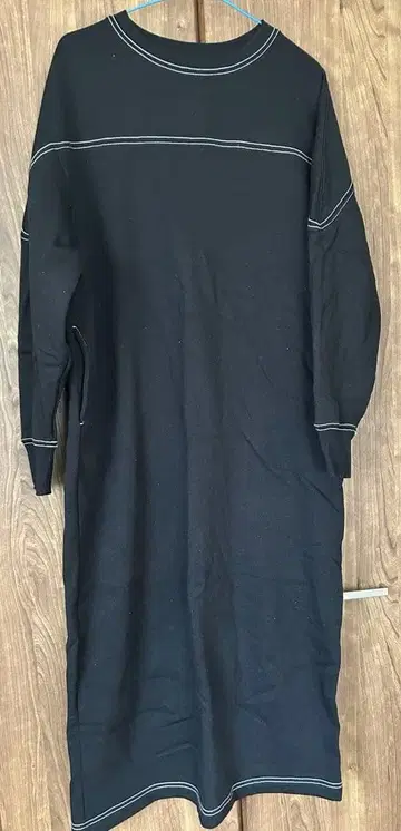 앤도미 긴팔 맨투맨 원피스 블랙 M 사이즈