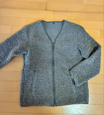 유니클로 보아 플리스 V넥 자켓 M 사이즈