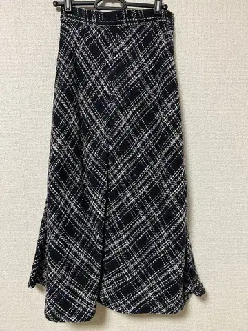 [ 미사용 택 포함 ] M.deux 트위드 스커트