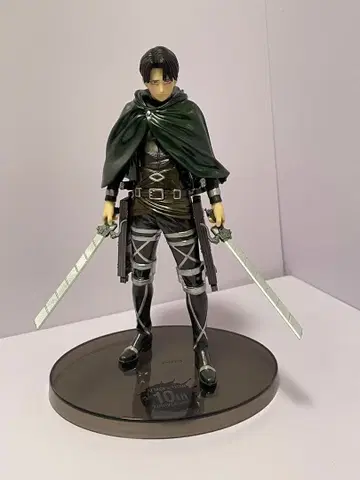 진격의 거인 리바이 피규어 3