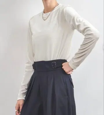 유나이티드 애로우즈 벨로아 롱 슬리브 티셔츠 긴팔