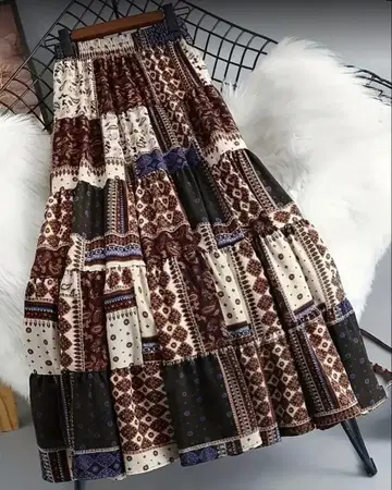 패치워크 패턴 플레어 스커트