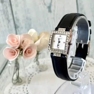 [ 레어 ] Swarovski 스와로브스키 시계 스퀘어 핑크 스톤