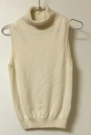 UNITED ARROWS 캐시미어 100% 터틀넥 슬리브리스