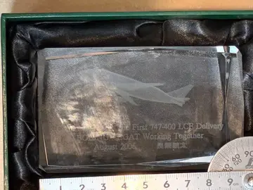 미사용 새상품 747-400 LCF 크리스탈 입상