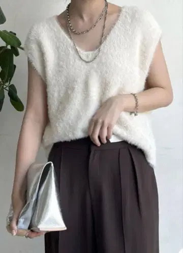 새상품급 doudou 샤기 V 베스트 아이보리