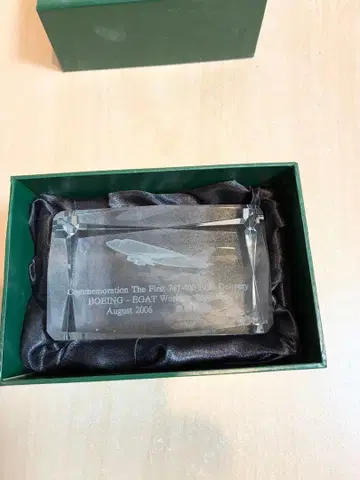 미사용 새상품 Boeing 747-400 기념 크리스탈 입상