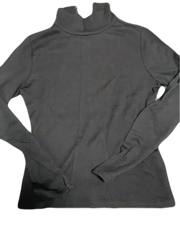 시빌라 하이넥 M 블랙 핀턱