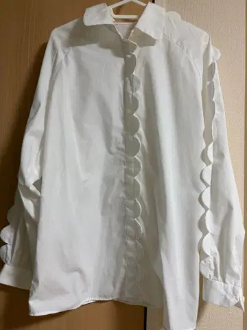 Puritas 프릴 셔츠 프리 사이즈
