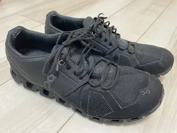 On 스니커즈 26.5cm