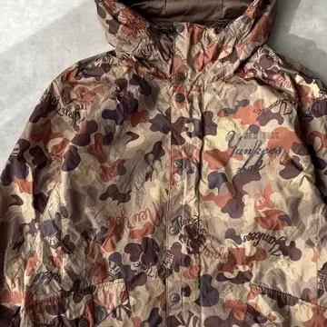 15588 MLB 양키스 카모플라쥬 패턴 나일론 자켓