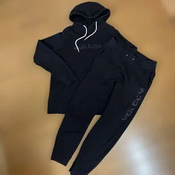 VOLCOM 블랙 후디 팬츠 세트