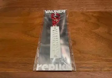 Vaundy replica 기믹 아크릴 키체인 키링
